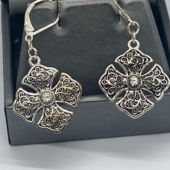The Unbranded Brand Jewelry - Vintage Silver Toned Celtic Knot‎ Cross Earrings Fishhook Closure Jewelry EUC
